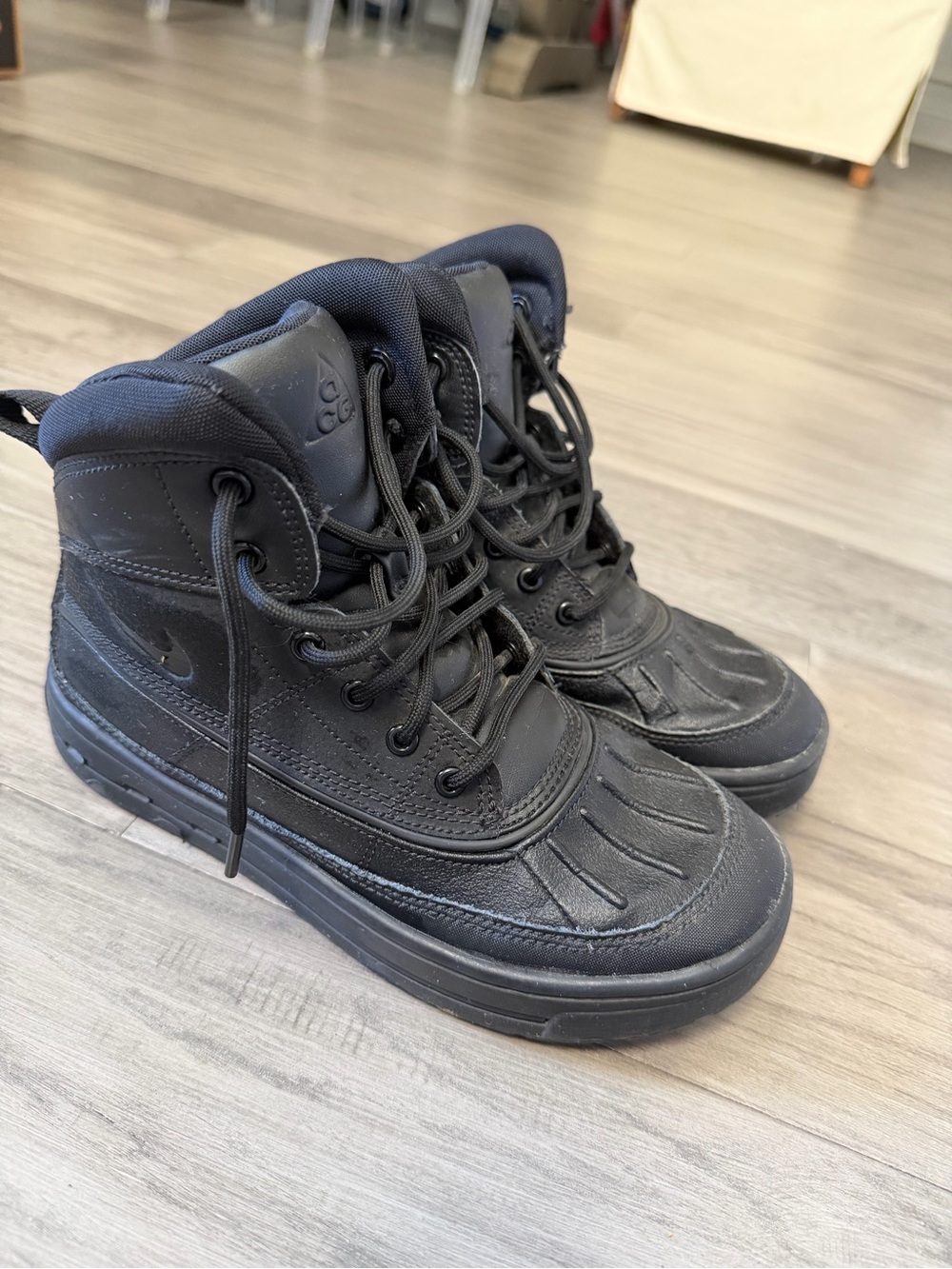 Nike Kids' Black High-Top All-Weather Boots